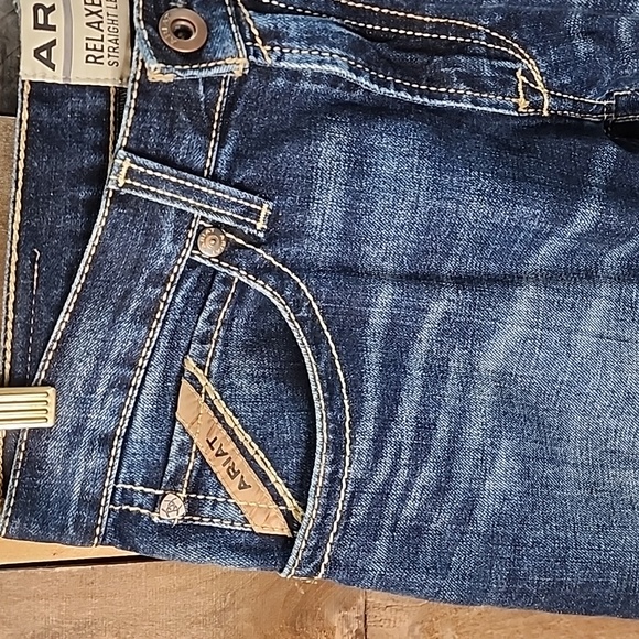 Ariat Men's Dark Blue Relaxed Jeans Size 31-32 - Picture 4 of 9